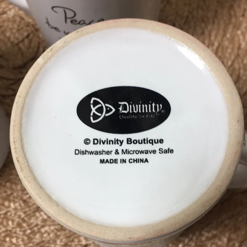 Divinity Boutique mug set